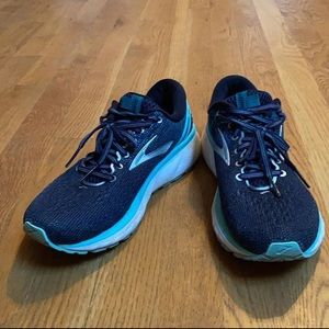 Brooks Ghost 11